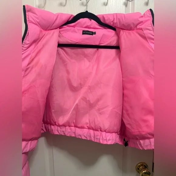 PrettyLittleThing Bright Pink Puffer Jacket - Picture 4 of 4